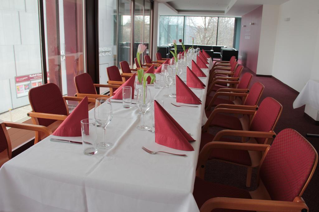 Hotel Burgenland Eisenstadt Buitenkant foto