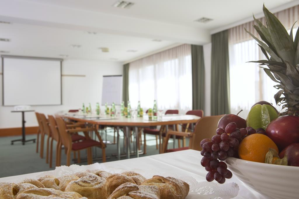 Hotel Burgenland Eisenstadt Buitenkant foto